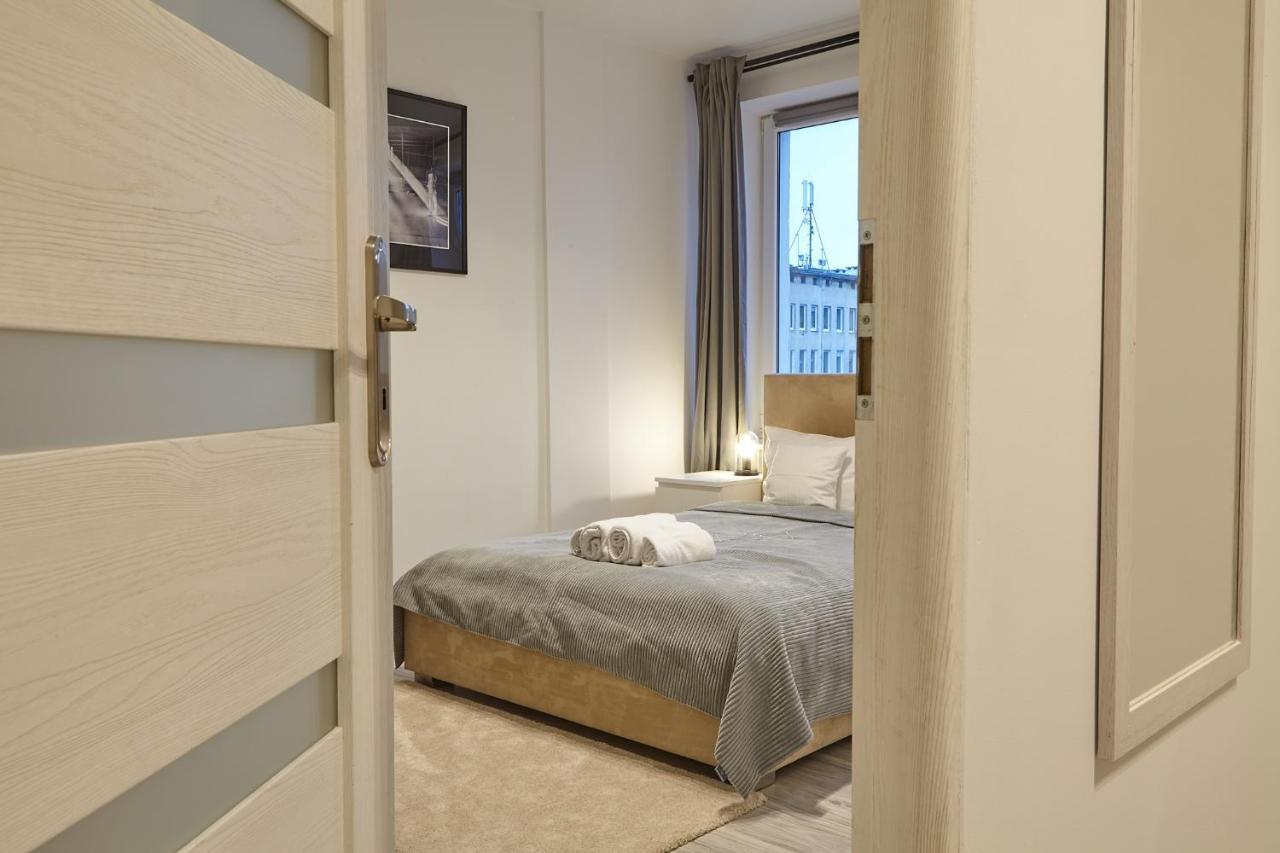 Oomph Warsaw Central Premium Apartments Buitenkant foto